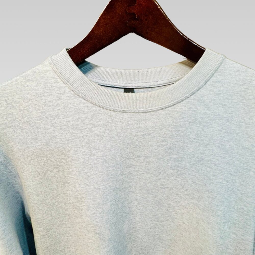 vuori Men's Ponto Performance Crew in Platinum Heather - XL - Picture 12 of 16